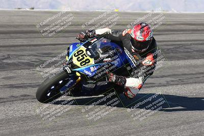 media/Jan-16-2026-CVMA Friday Practice (Fri) [[6f2bf47531]]/5-Racer 4-Trackday1/Session 2 (Bowl)/